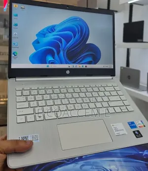 New Laptop HP 16GB Intel Core i5 SSD 512GB