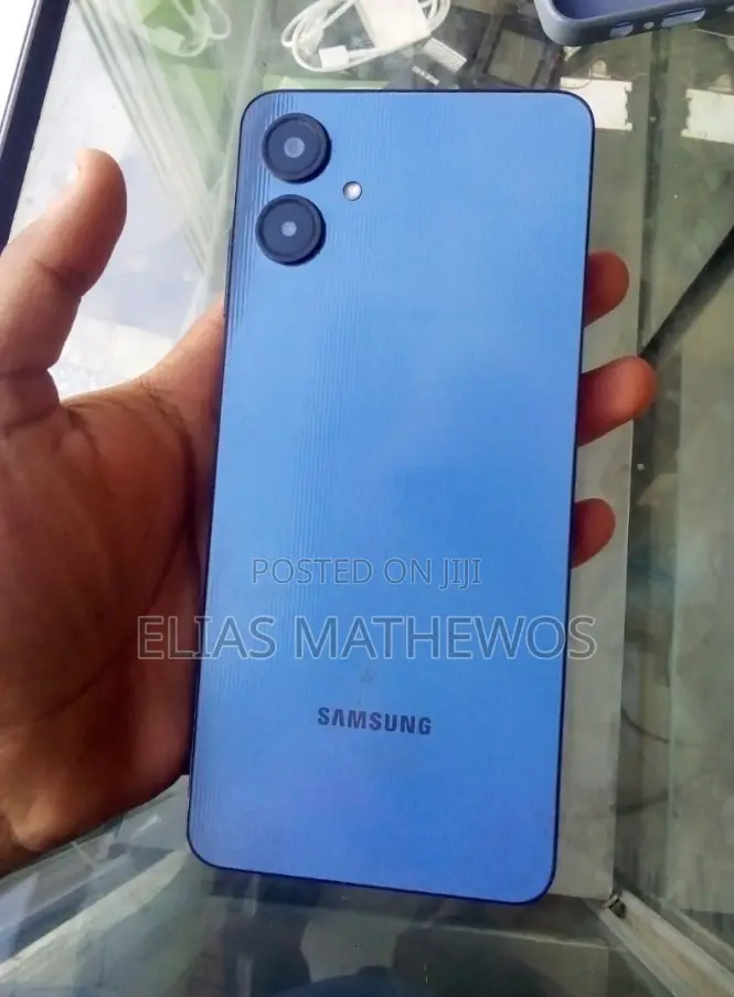Samsung Galaxy A06 64 GB Black