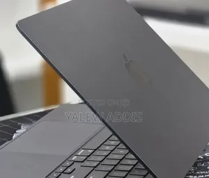 New Laptop Apple MacBook Air 2022 M2 8GB Intel Core M2 SSD 256GB