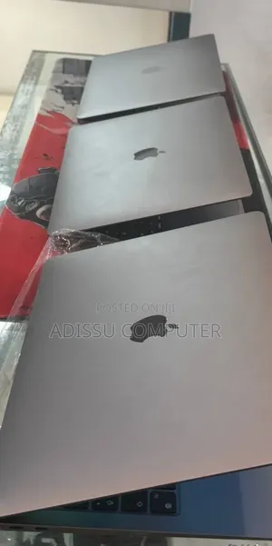 New Laptop Apple MacBook Pro 2019 8GB Apple M1 SSD 256GB