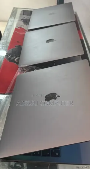 New Laptop Apple MacBook Pro 2019 8GB Apple M1 SSD 256GB