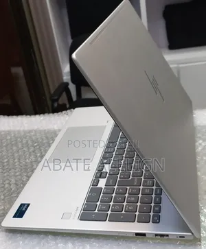 New Laptop HP EliteBook 640 G11 16GB Intel Core Ultra 7 SSD 512GB