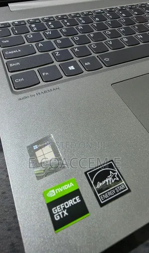 New Laptop Lenovo 16GB Intel Core i5 SSD 512GB