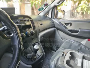 Hyundai Starex 2008 White
