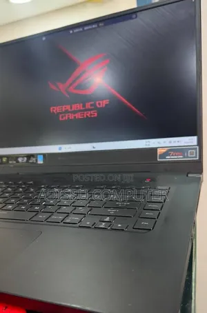 New Laptop Asus ROG Strix G15 16GB AMD Ryzen 9 SSD 512GB