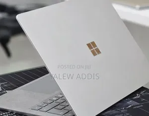 New Laptop Microsoft Surface 16GB Intel Core i7 SSD 512GB