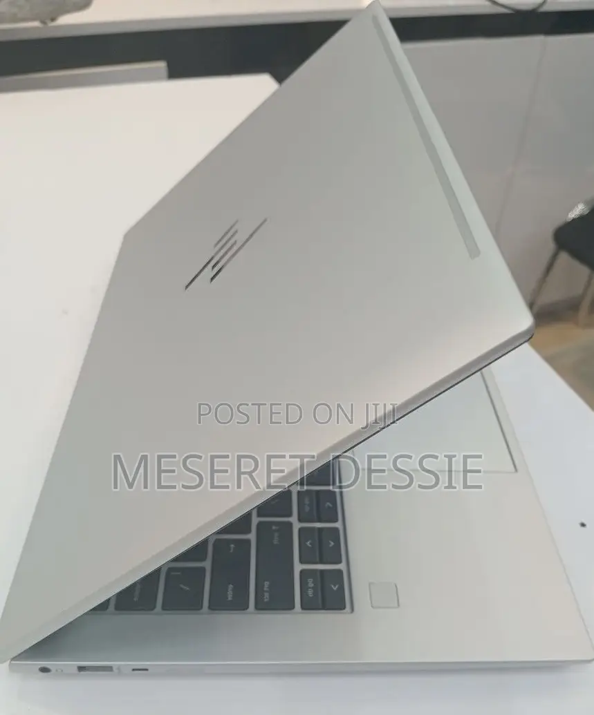New Laptop HP EliteBook 840 G9 16GB Intel Core i7 SSD 512GB