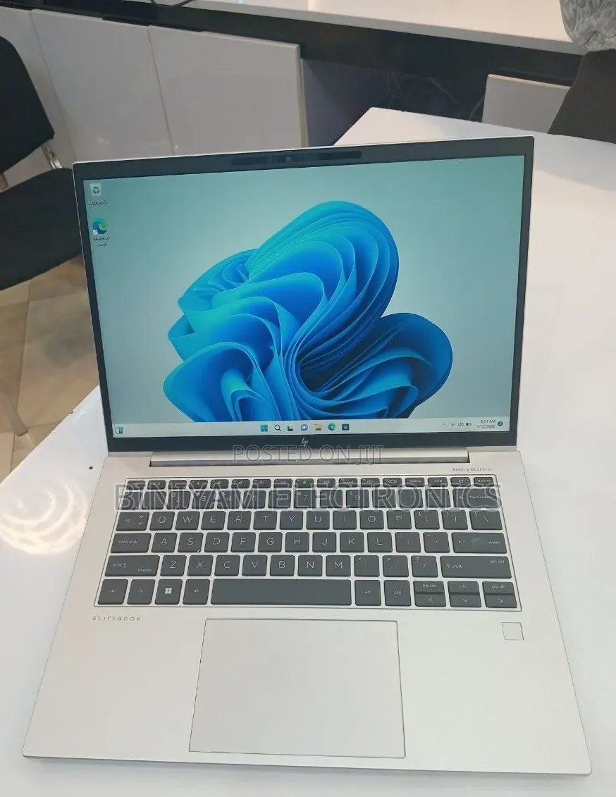 New Laptop HP EliteBook 840 G9 16GB Intel Core i7 SSD 512GB