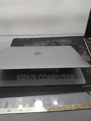 New Laptop Apple MacBook Pro 2019 32GB Intel Core i9 SSD 1T