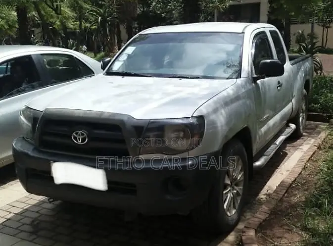 Toyota Tacoma 2008 Silver