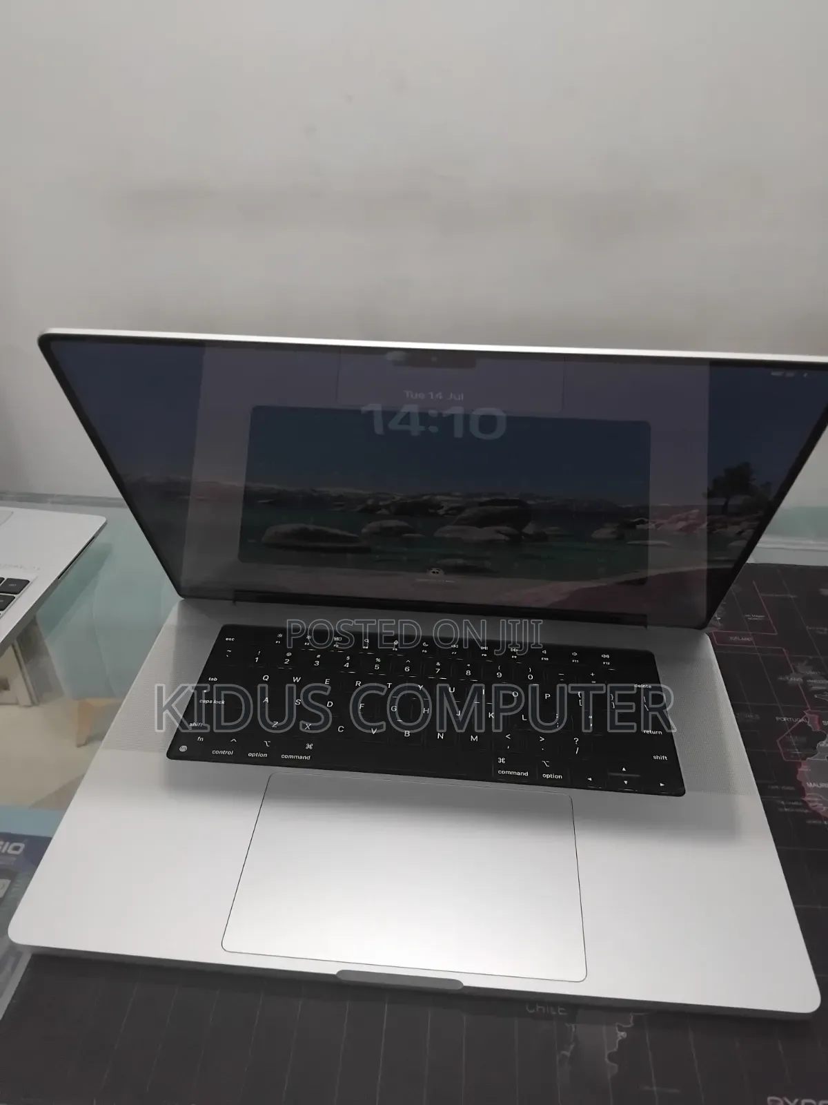 New Laptop Apple MacBook Pro 2021 M1 Max 32GB Apple M1 SSD 1T