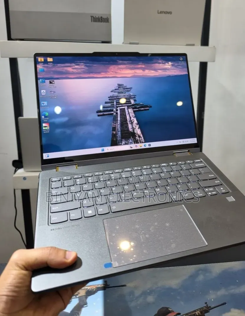 New Laptop Lenovo ThinkPad Yoga 16GB Intel Core Ultra 7 SSD 512GB