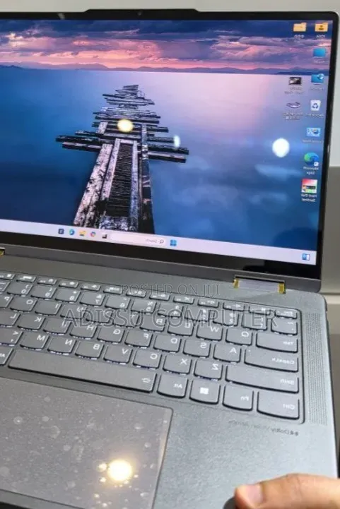 New Laptop Lenovo Yoga 11e 16GB Intel Core Ultra 7 SSD 512GB