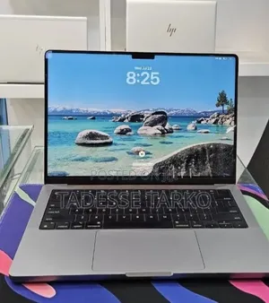New Laptop Apple MacBook Pro 2023 M3 8GB Apple M3 Pro SSD 512GB