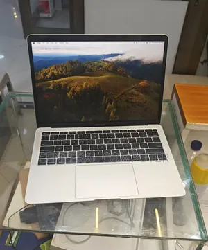New Laptop Apple MacBook Air 2017 8GB Intel Core i7 SSD 256GB