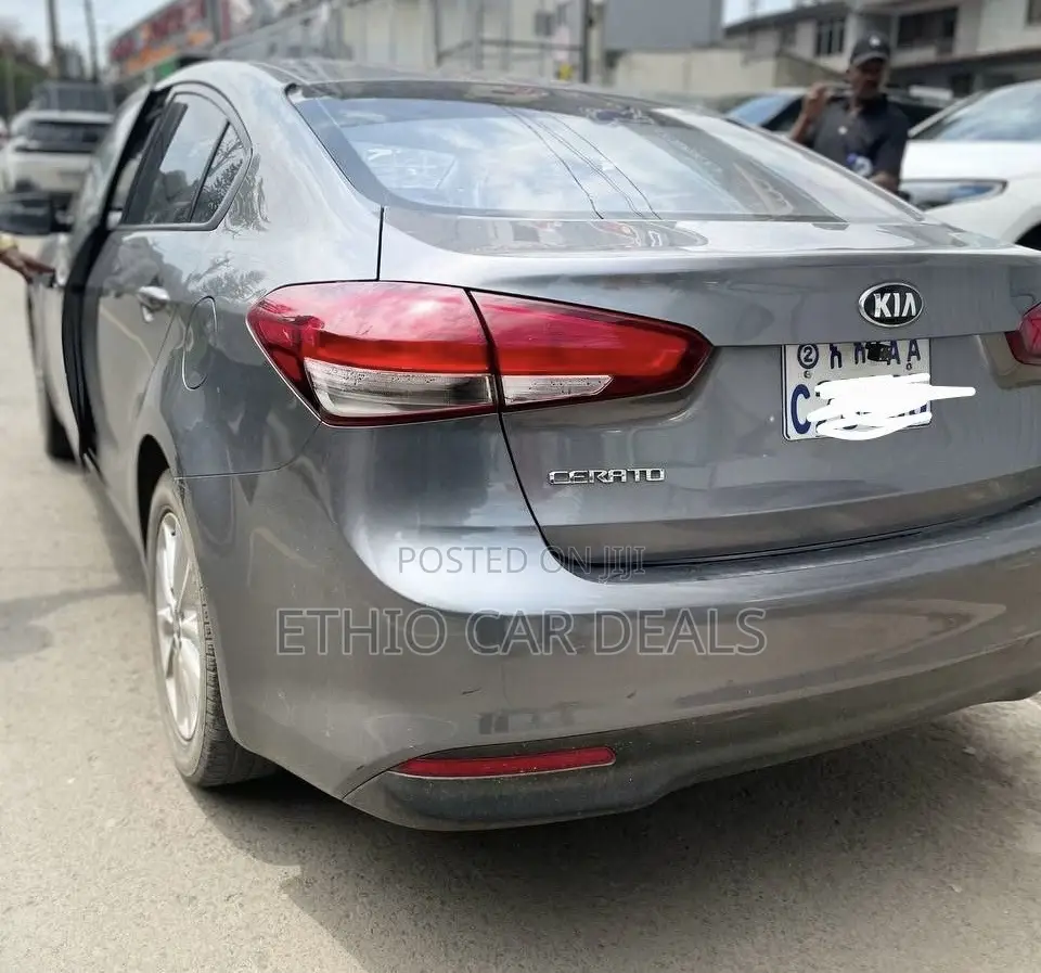 Kia Cerato 2018 Gray