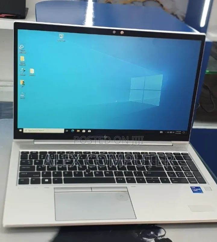 New Laptop HP EliteBook 840 G8 16GB Intel Core i7 SSD 512GB