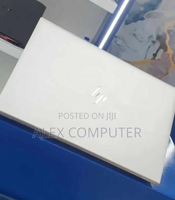 New Laptop HP EliteBook 840 G8 16GB Intel Core i7 SSD 512GB