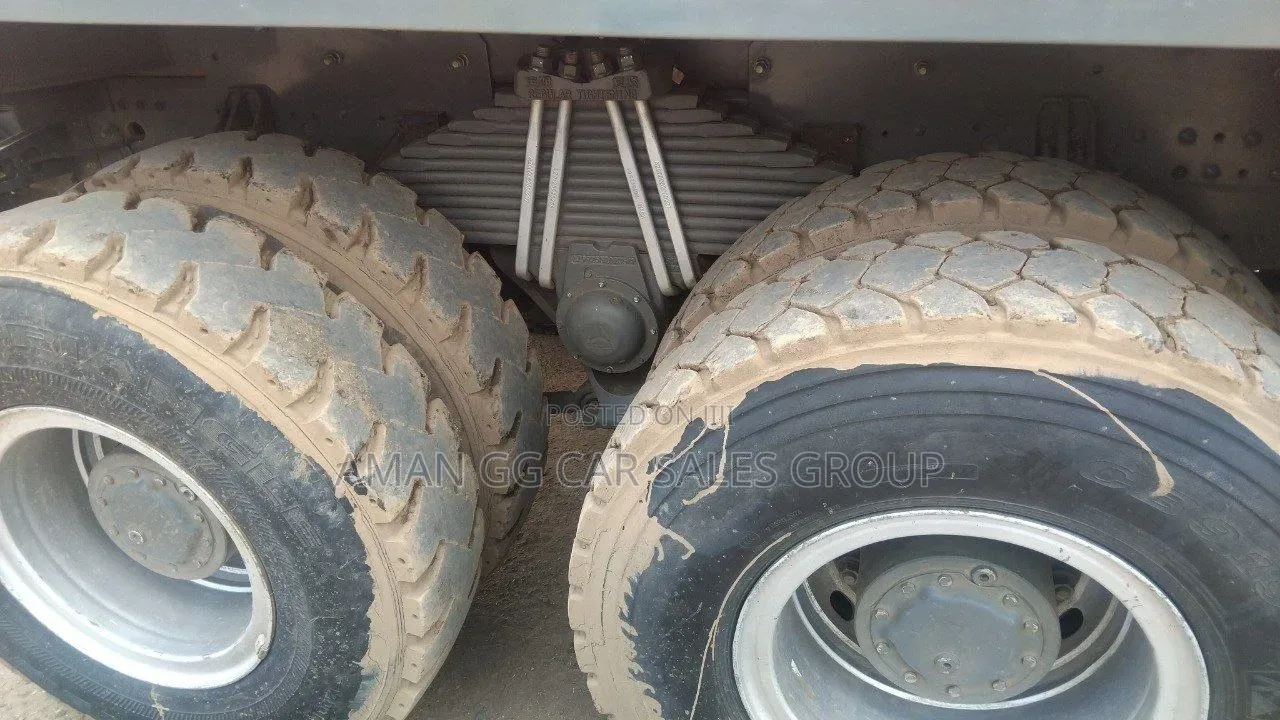 Dump Truck 2025