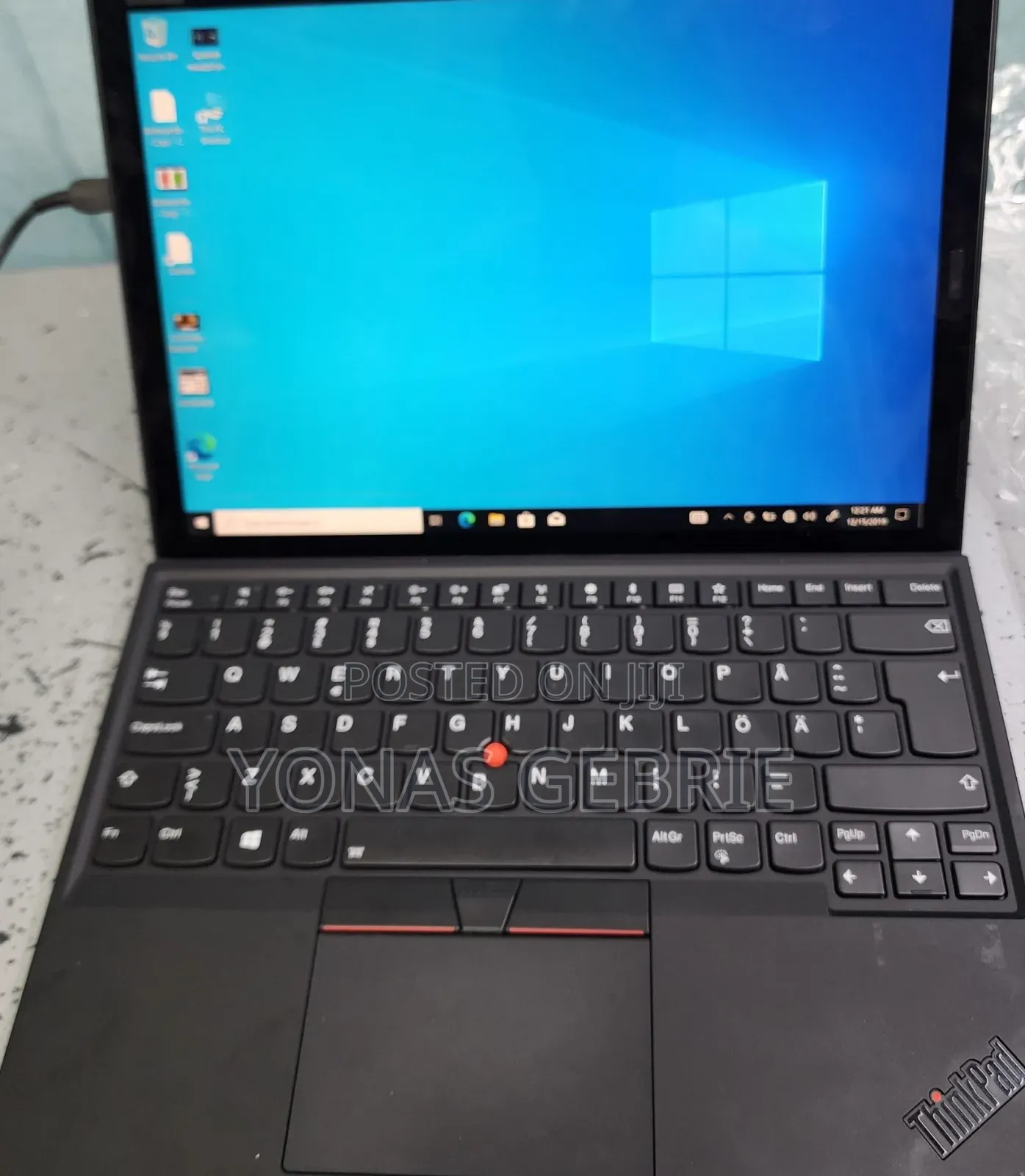 New Laptop Lenovo 8GB Intel Core i5 SSD 256GB