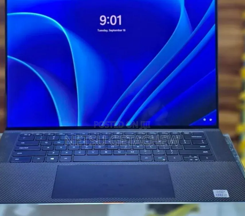 New Laptop Dell XPS 15 16GB Intel Core i7 SSD 512GB
