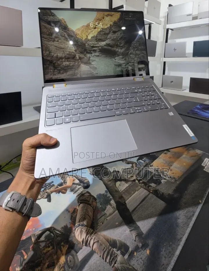 New Laptop Lenovo Yoga 3 16GB Intel Core Ultra 7 SSD 512GB