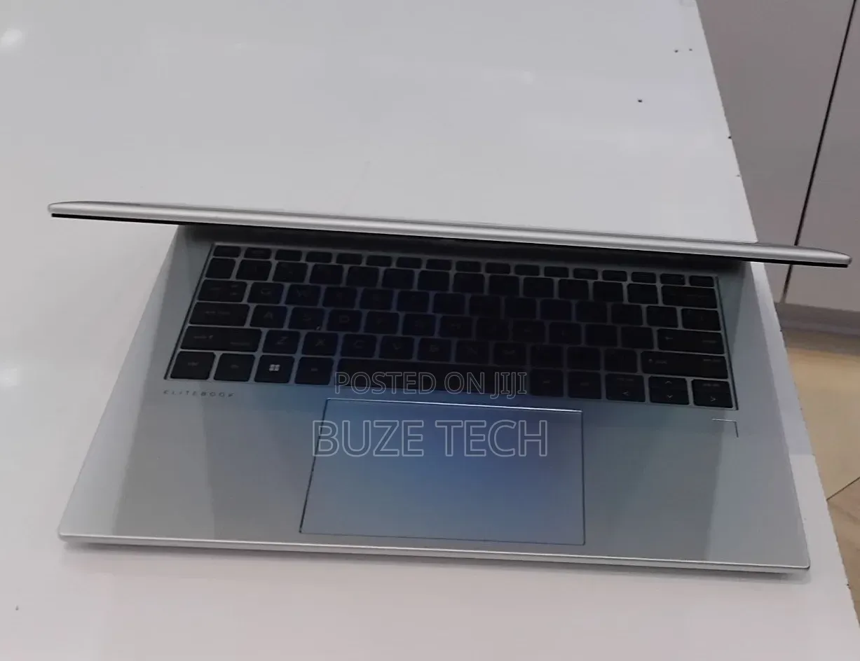 New Laptop HP EliteBook 840 G9 16GB Intel Core i7 SSD 512GB