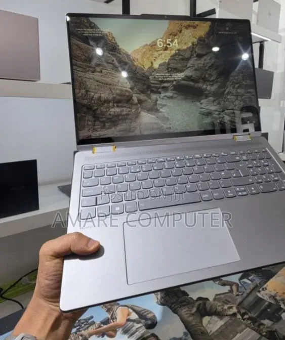 New Laptop Lenovo Yoga 3 16GB Intel Core Ultra 7 SSD 512GB