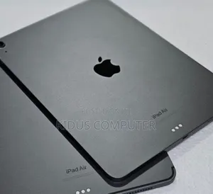 New Laptop Apple MacBook Air 4GB Apple M1 SSD 60GB