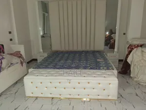Chester Fild Bed