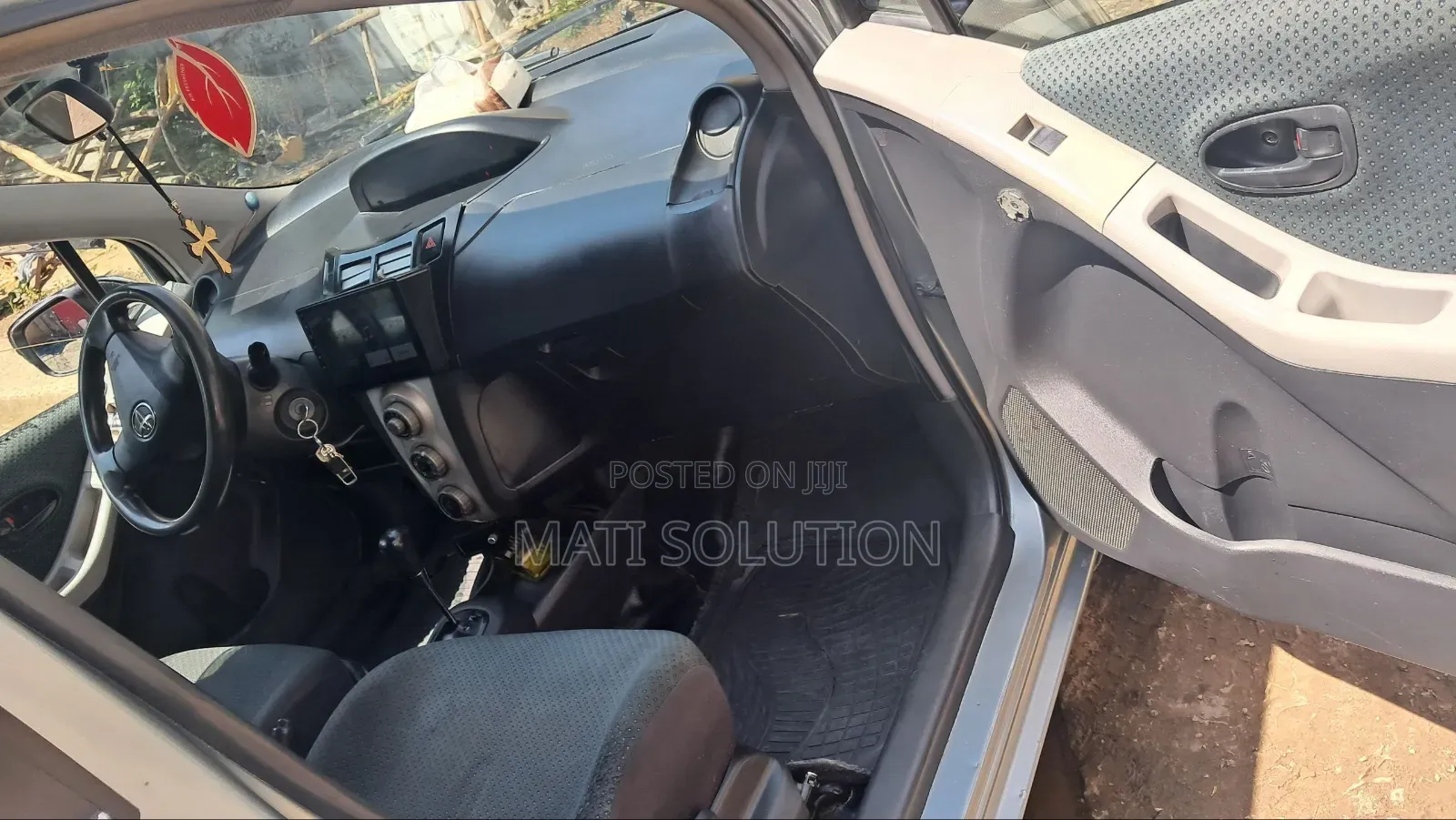 Toyota Yaris 1.3 VVT-i Automatic 2007 Silver
