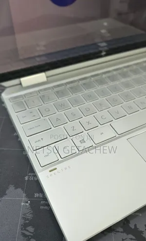 New Laptop HP Spectre X360 8GB Intel Core i7 SSD 512GB