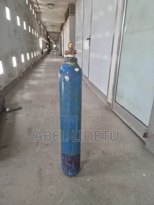 Durable Seamless Steel Oxygen Cylinder – High Pressure