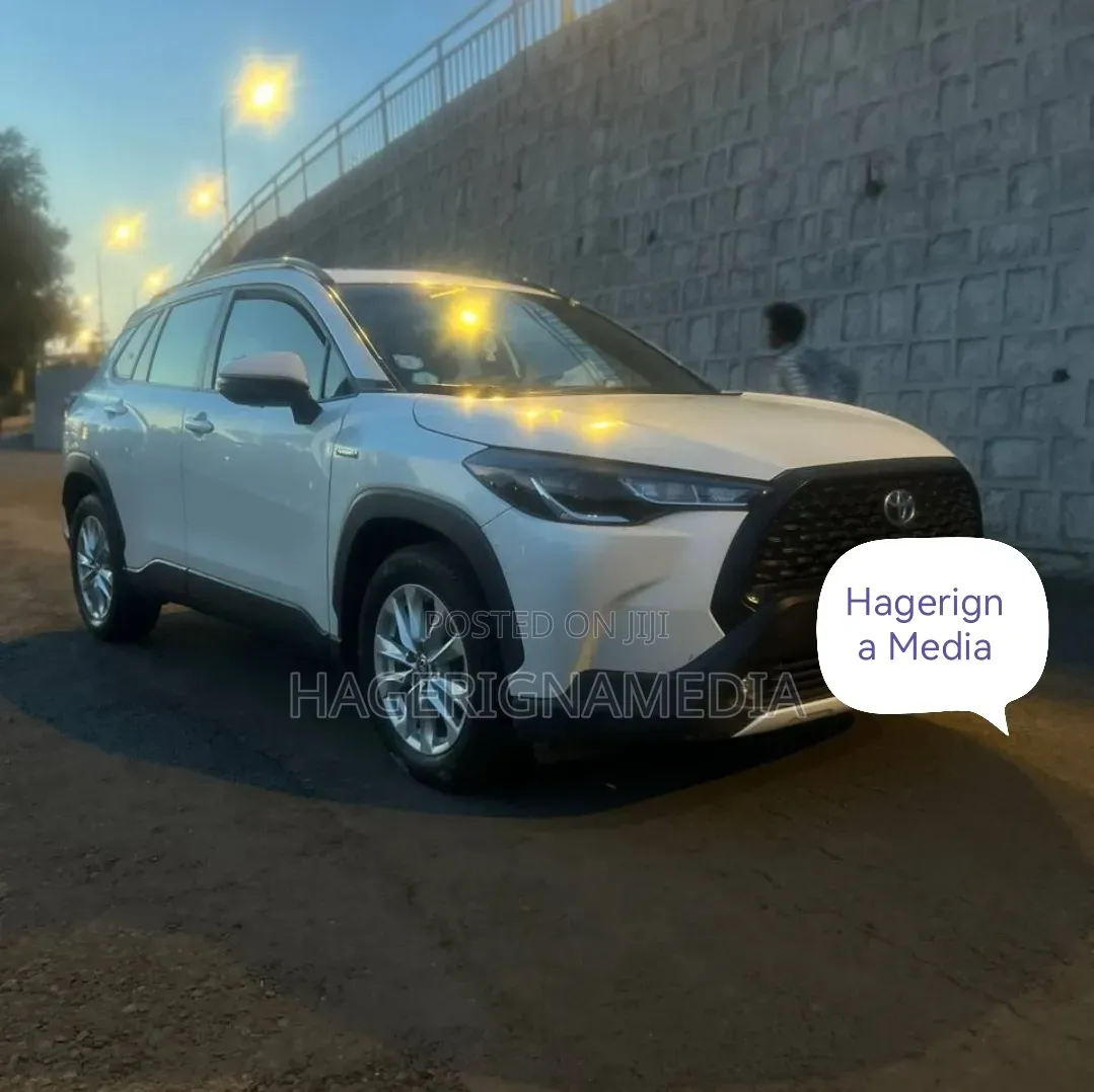 Toyota Corolla 2022 White