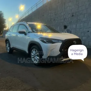 Toyota Corolla 2022 White