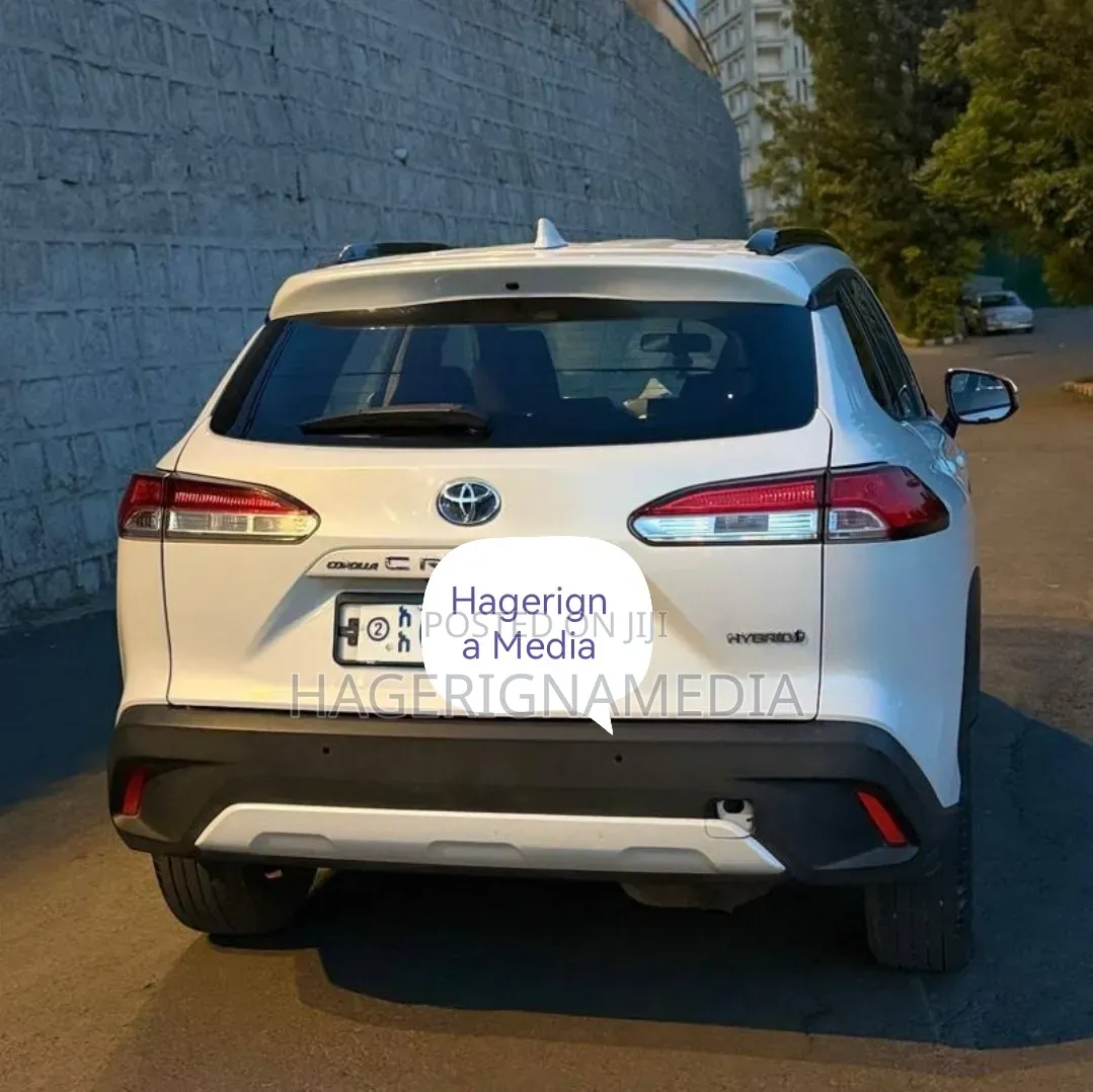 Toyota Corolla 2022 White