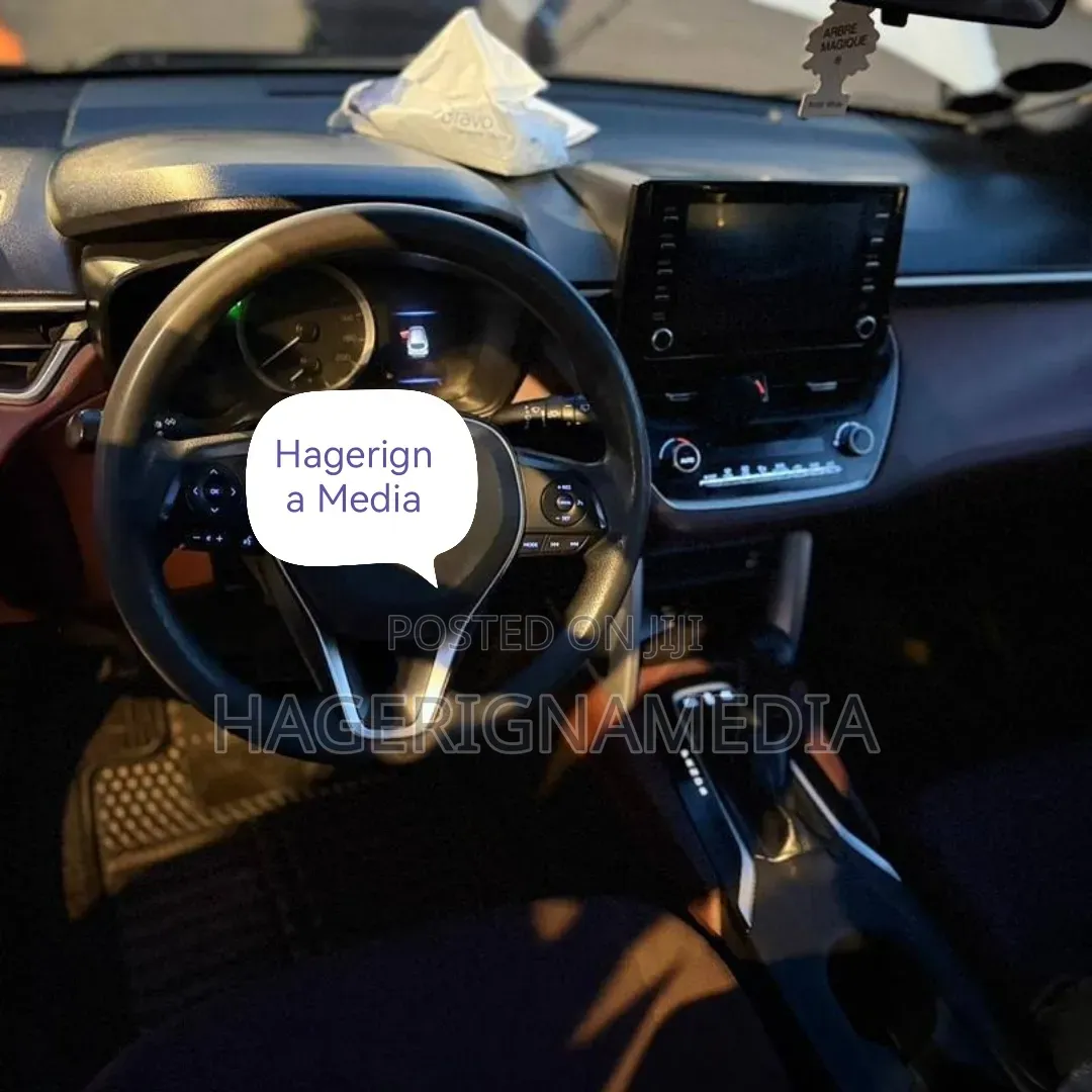Toyota Corolla 2022 White