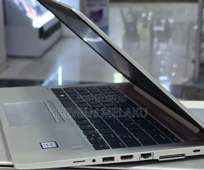 New Laptop HP EliteBook 830 G5 8GB Intel Core i5 SSD 512GB