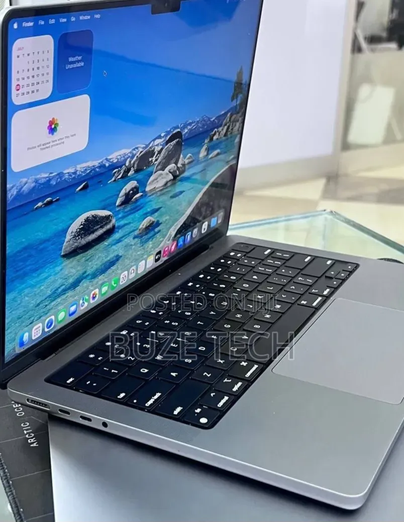 New Laptop Apple MacBook Pro 2021 M1 16GB Apple M1 Pro SSD 512GB