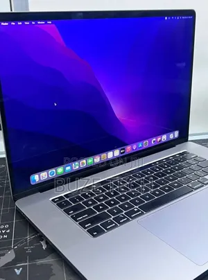 New Laptop Apple MacBook Pro 2019 32GB Intel Core i9 SSD 512GB