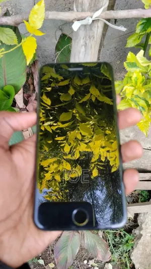 Apple iPhone 7 128 GB Black