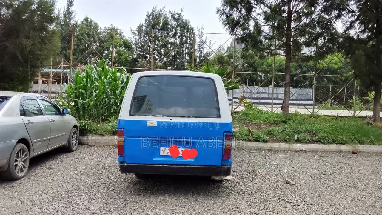 Toyota Toyoace 1989 Blue