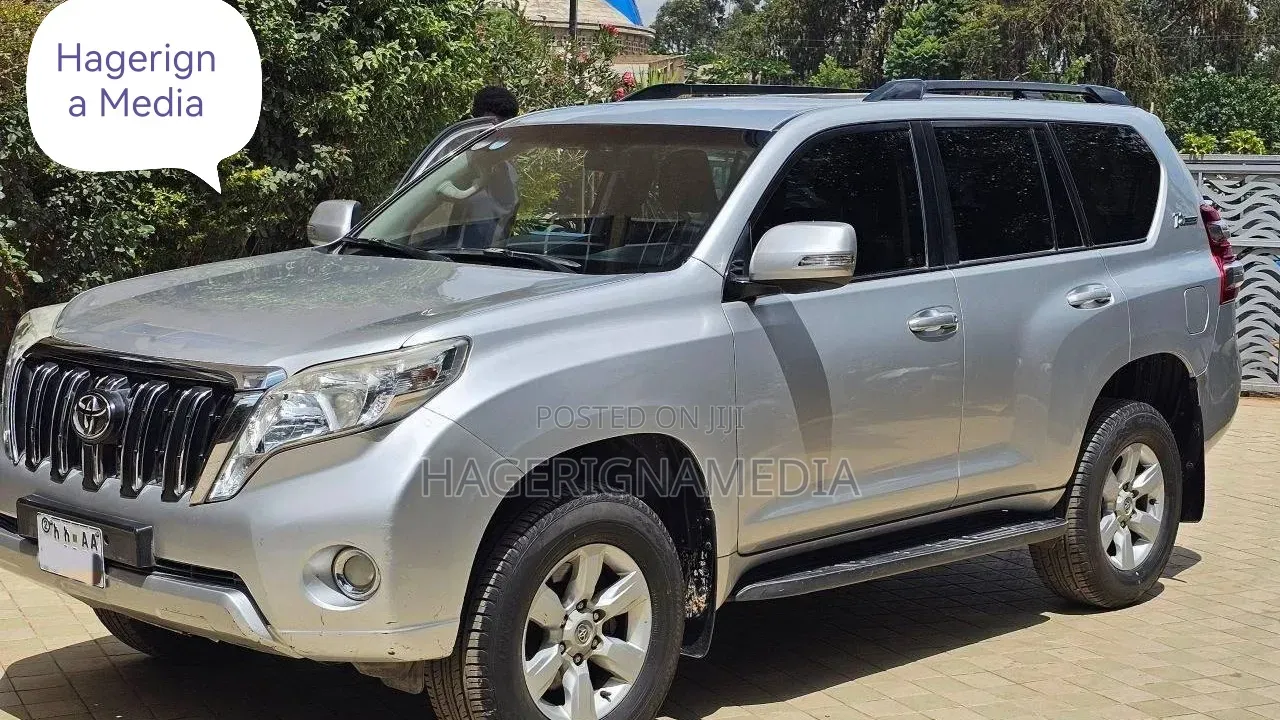 Toyota Land Cruiser Prado 2015 Silver