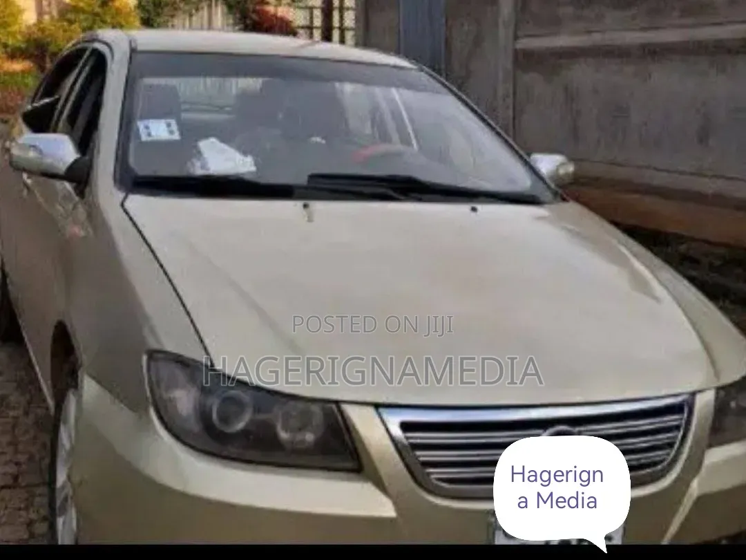 Lifan 520 2012 Silver