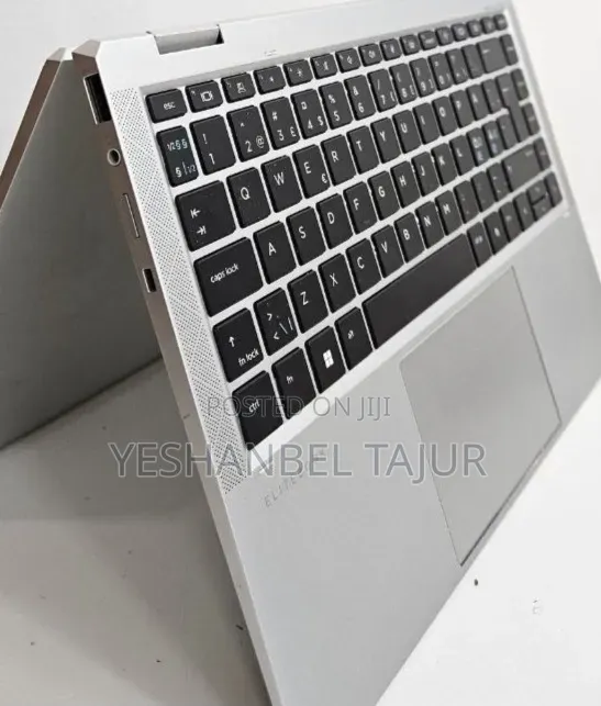 New Laptop HP EliteBook 1040 G8 16GB Intel Core i7 SSD 512GB