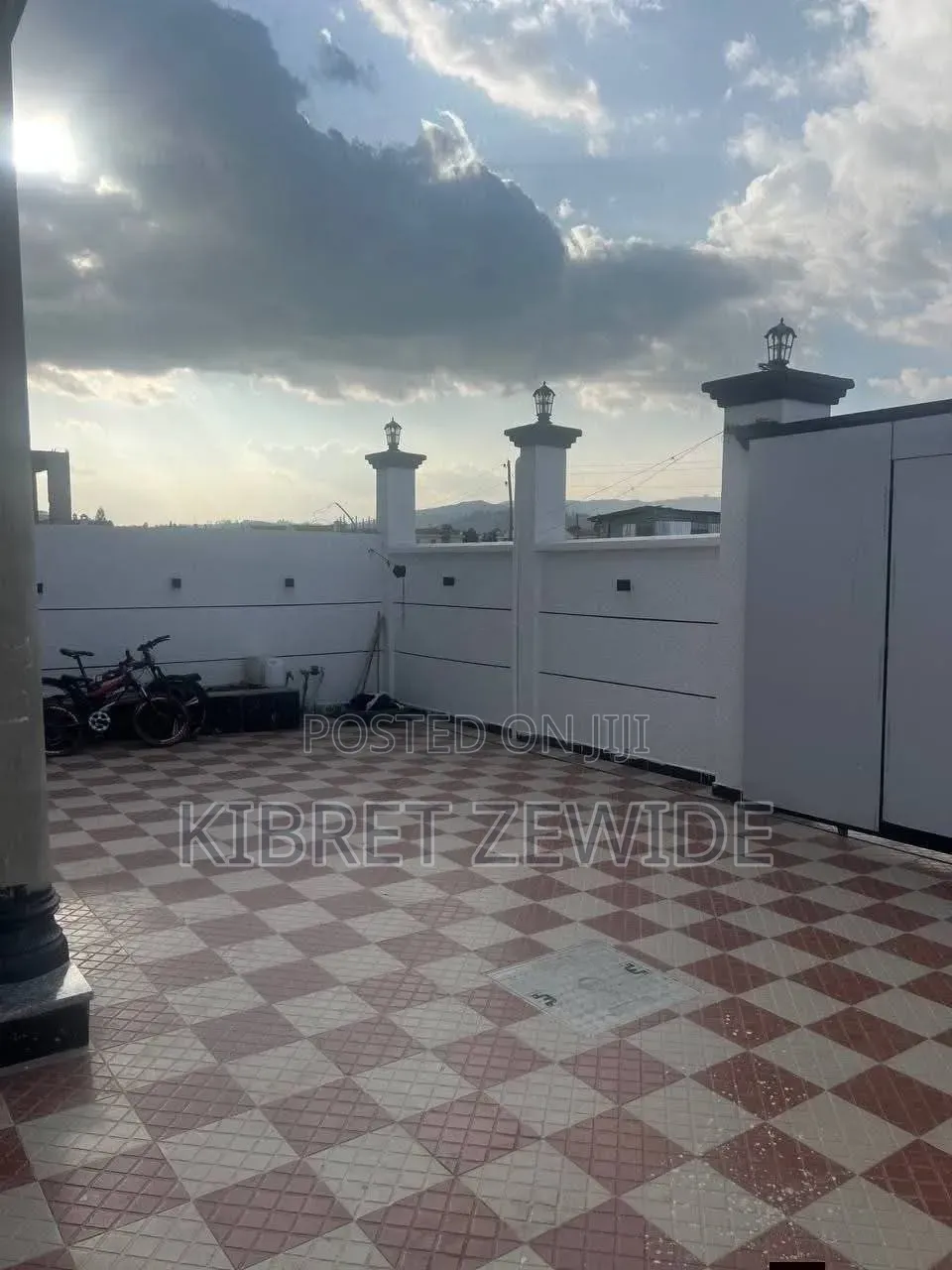 Furnished 7bdrm House in Kibert Zewdie, Yeka for sale