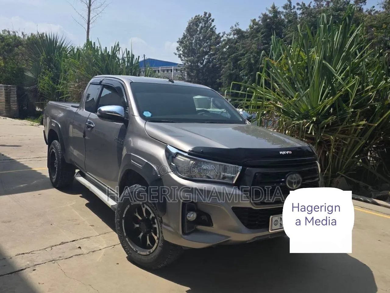 Toyota Hilux 2020 Silver