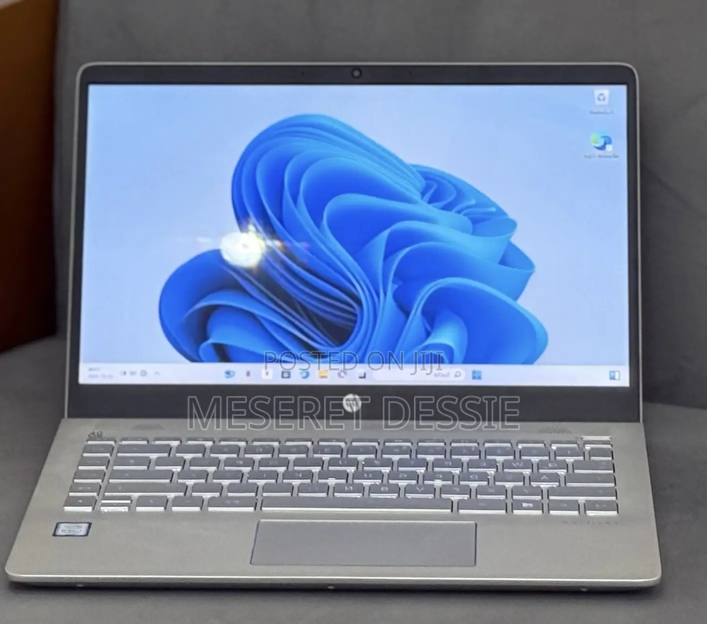 New Laptop HP Pavilion 14 8GB Intel Core i5 SSD 256GB