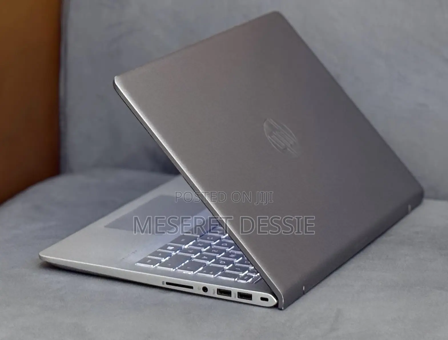 New Laptop HP Pavilion 14 8GB Intel Core i5 SSD 256GB