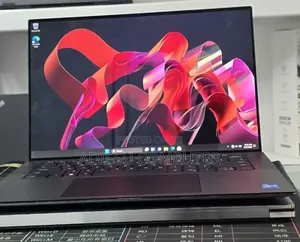New Laptop Dell Precision 5560 16GB Intel Core i7 SSD 512GB